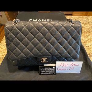 Chanel Single Flap Maxi in Caviar Leather